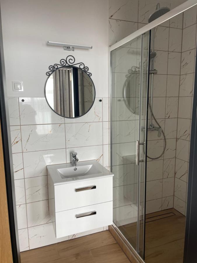 Perla Jezior Hotel Ruciane-Nida Buitenkant foto
